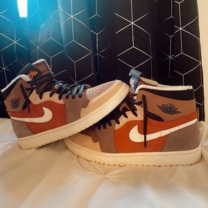 Jordan 1’s cannon rust size men 9.5 women 11